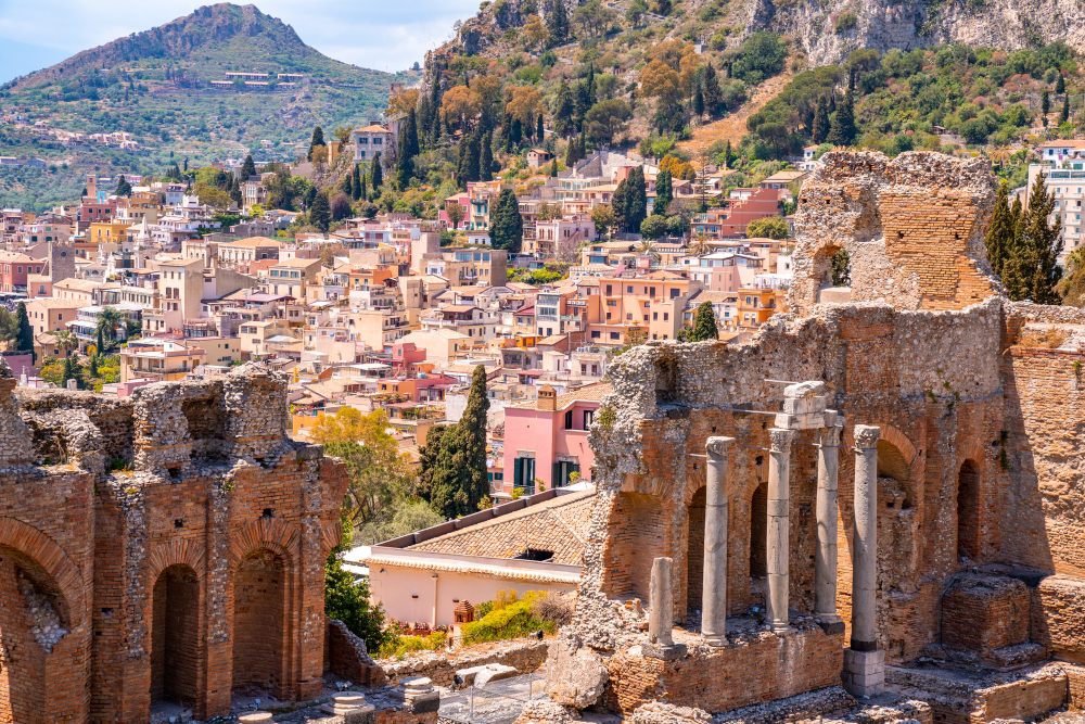 Ancien théâtre grec de Taormina en Sicile, Italie