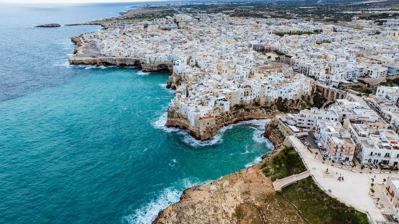 Polignano a Mare dans les Pouilles en Italie